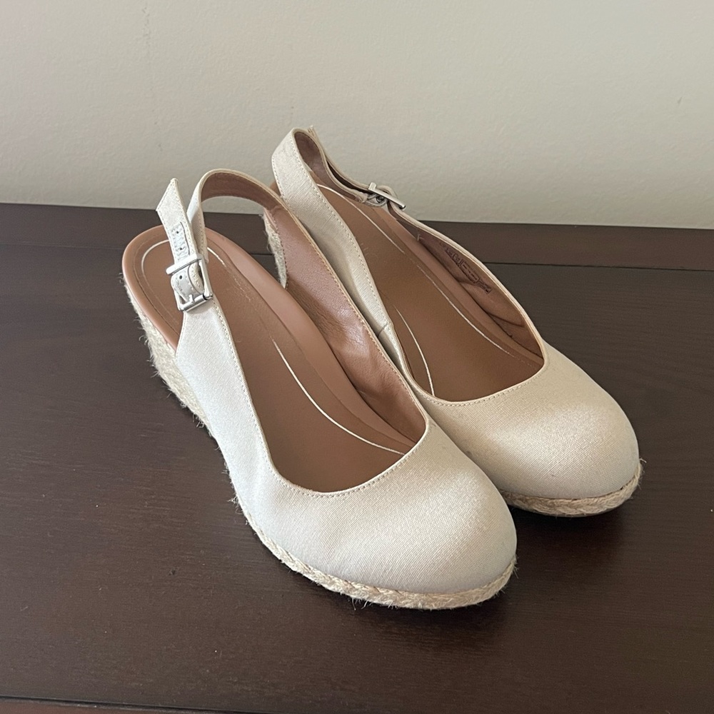 Vionic Women's Slingback Wedge